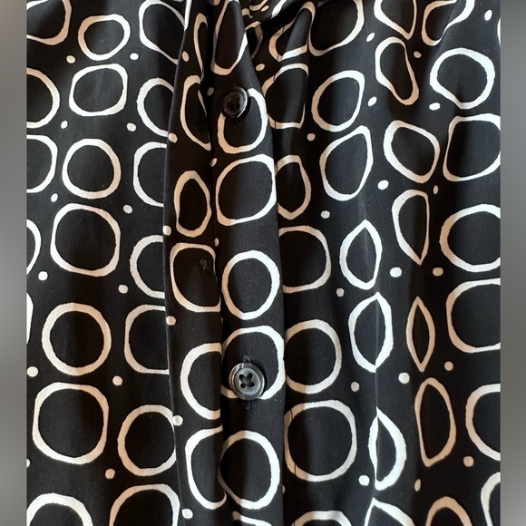 Banana Republic  Shirt Dress. Size Medium. - Picture 4 of 10